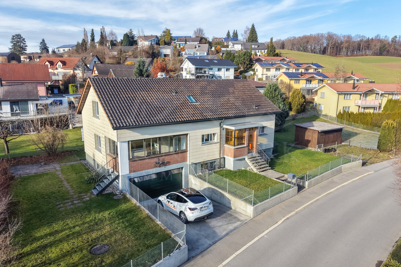 Casa singola con 6 locali, foto 9 di 10