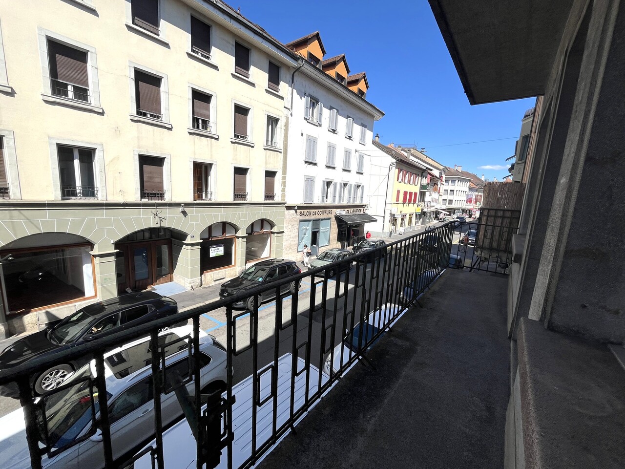 85m² commerciale