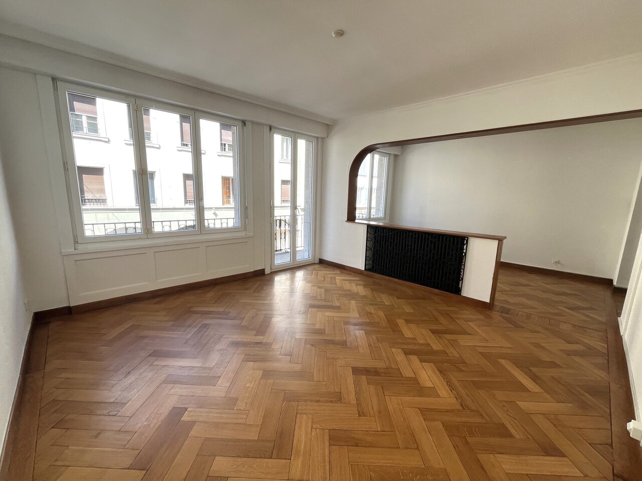 85m² commerciale
