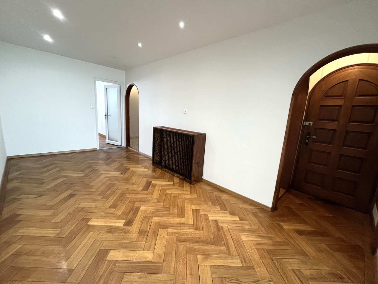 85m² commerciale