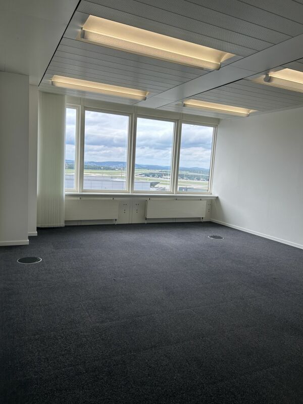 135m² bureau