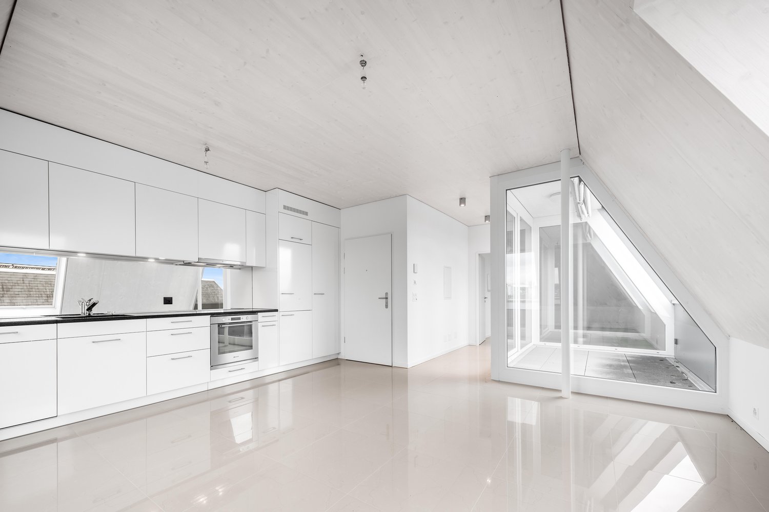 Appartamento di 2 ½ locali, foto 1 di 9