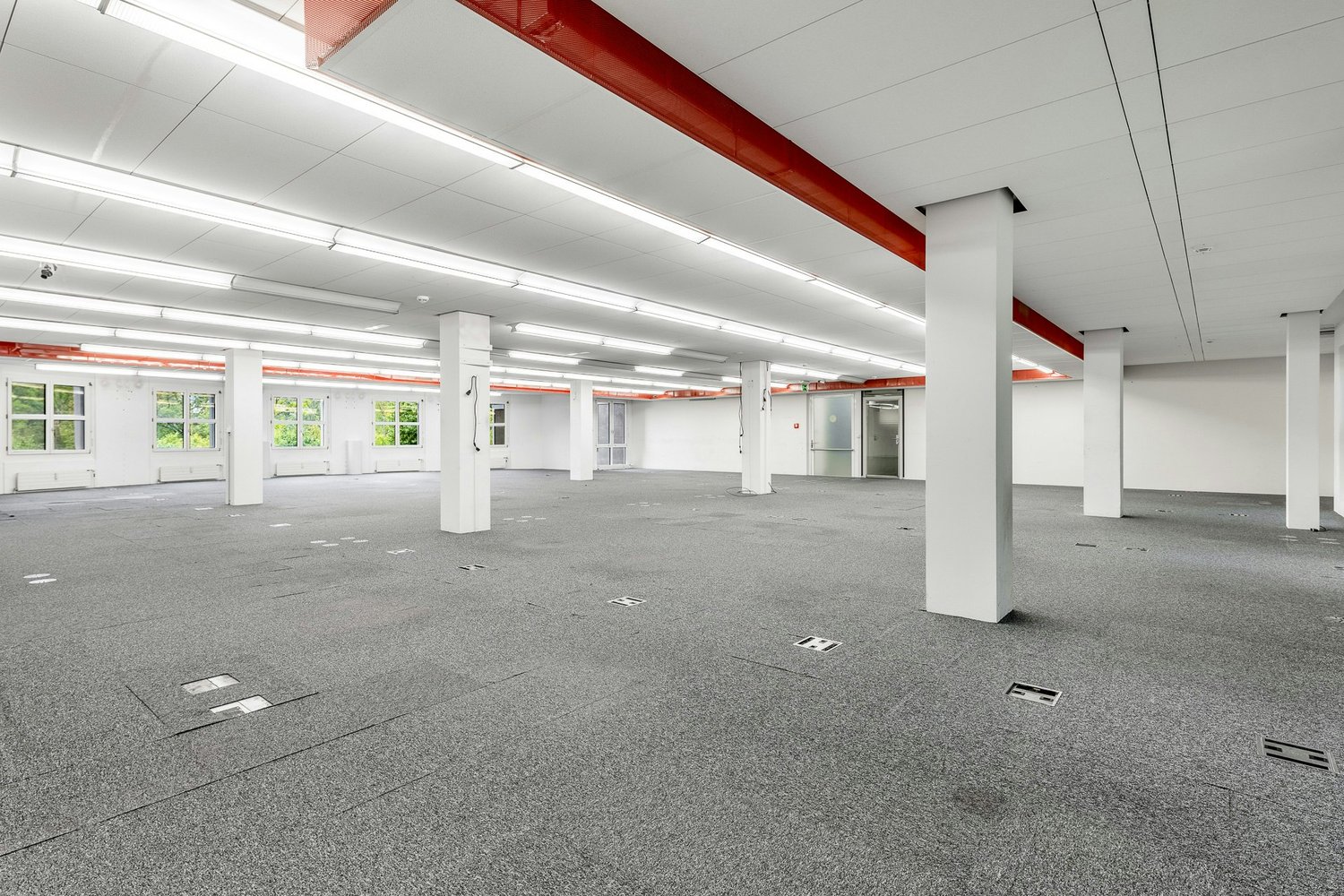 350m² commerciale