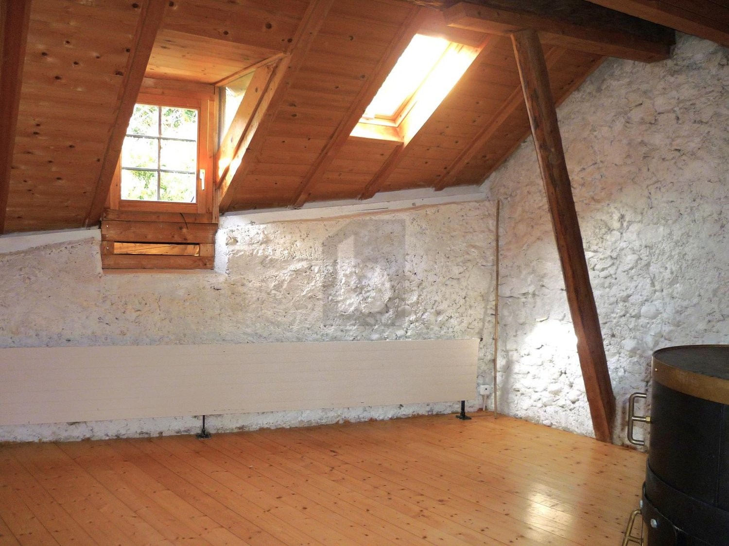 appartamento mansardato di 2 ½ locali, foto 3 di 4