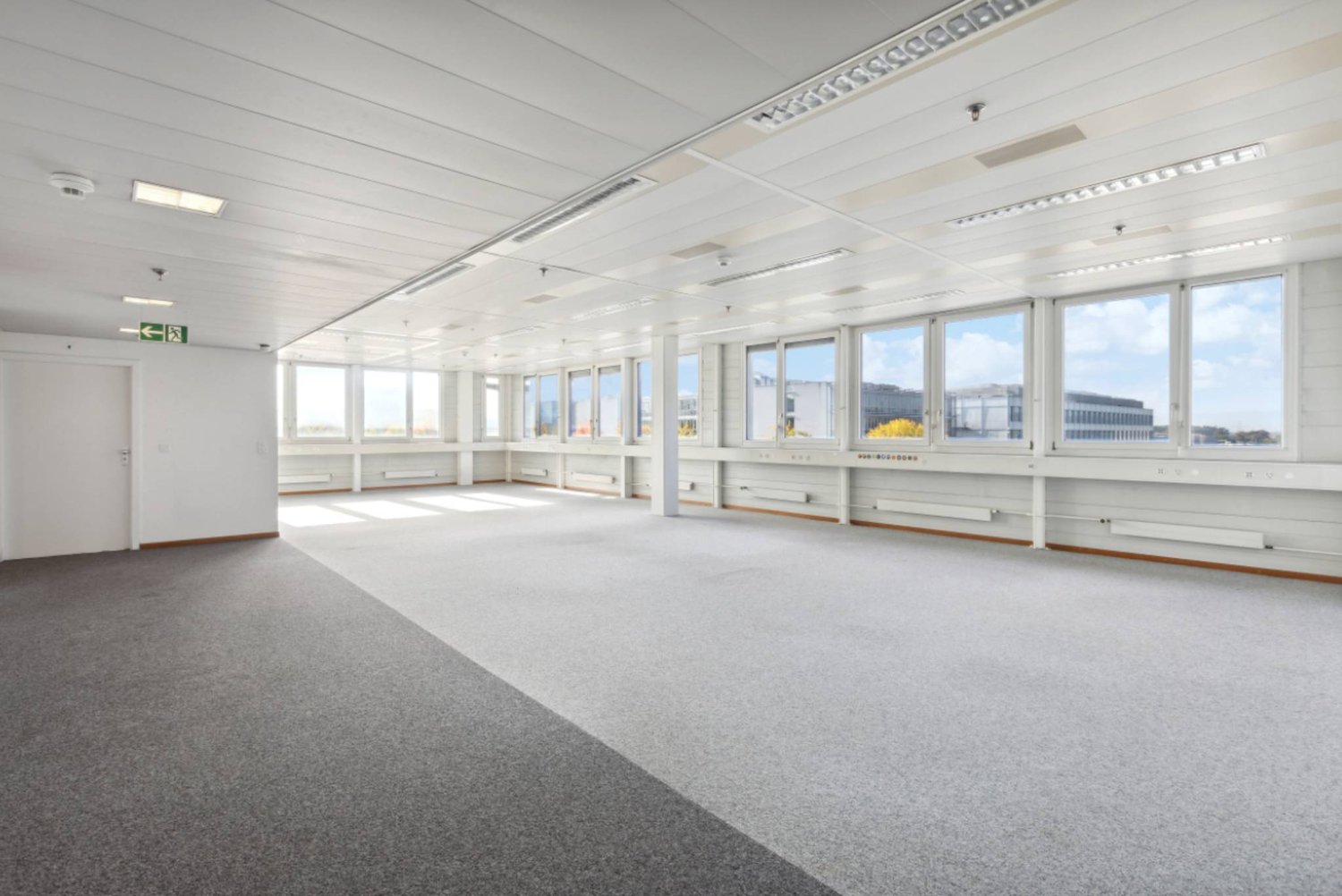 886m² ufficio