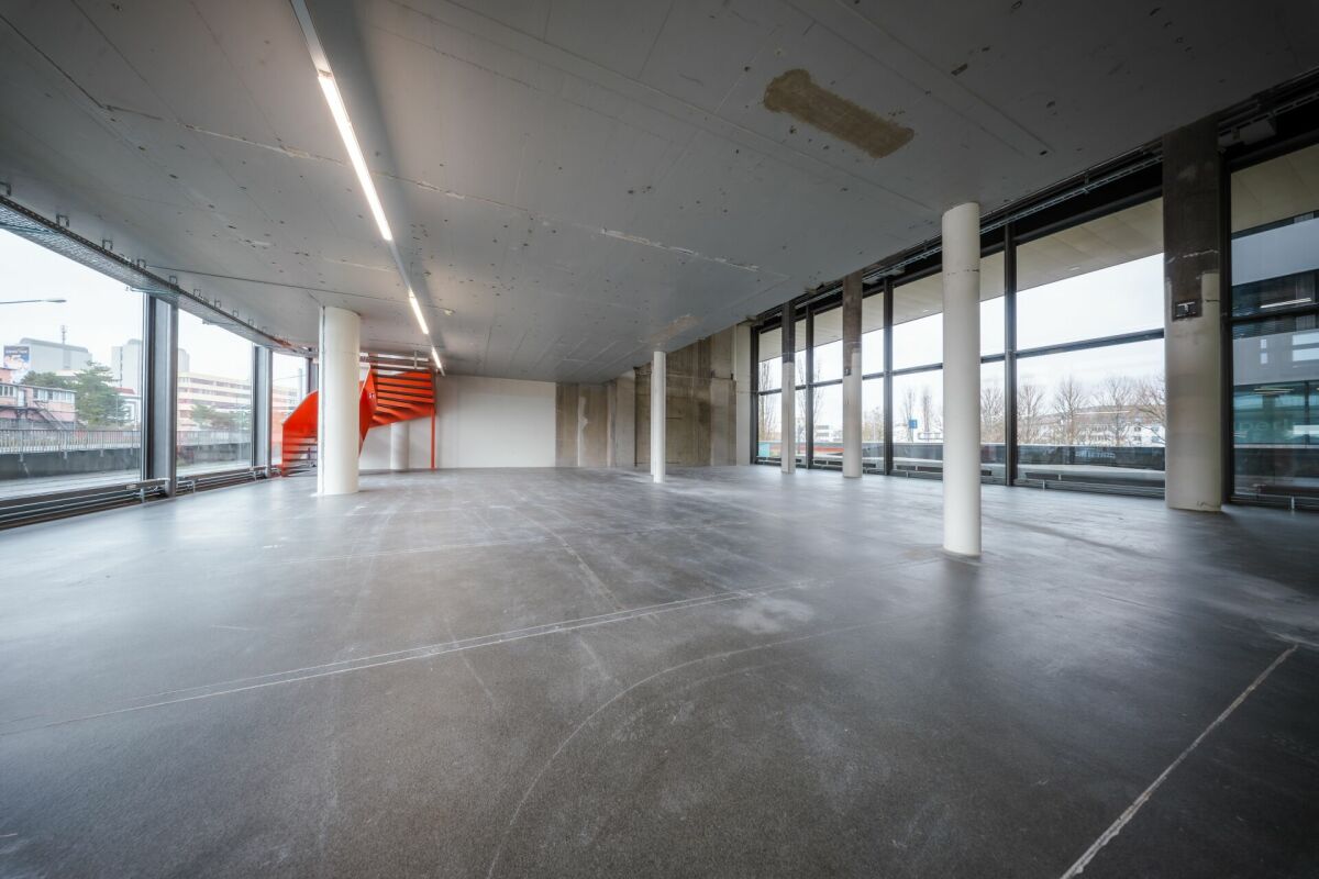 900m² ufficio, foto 3 di 10