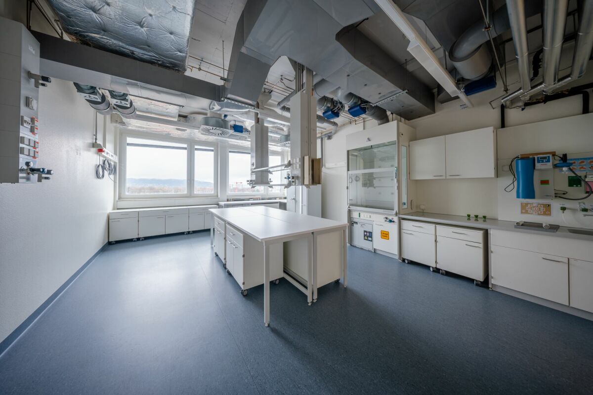 900m² ufficio, foto 2 di 10