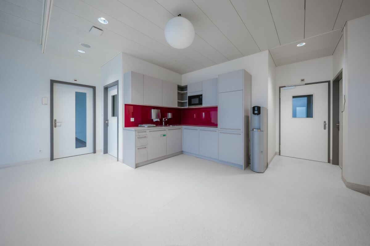 900m² ufficio, foto 4 di 10
