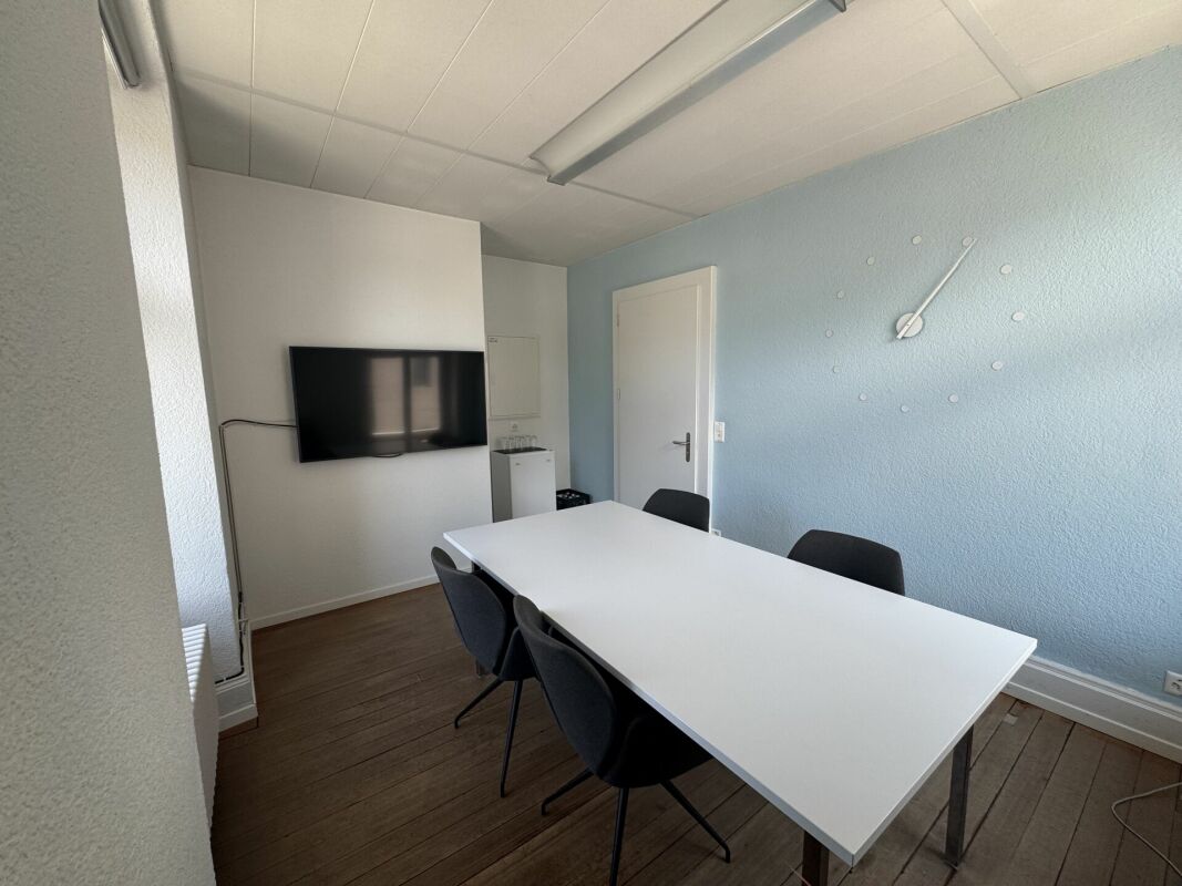 324m² commerciale