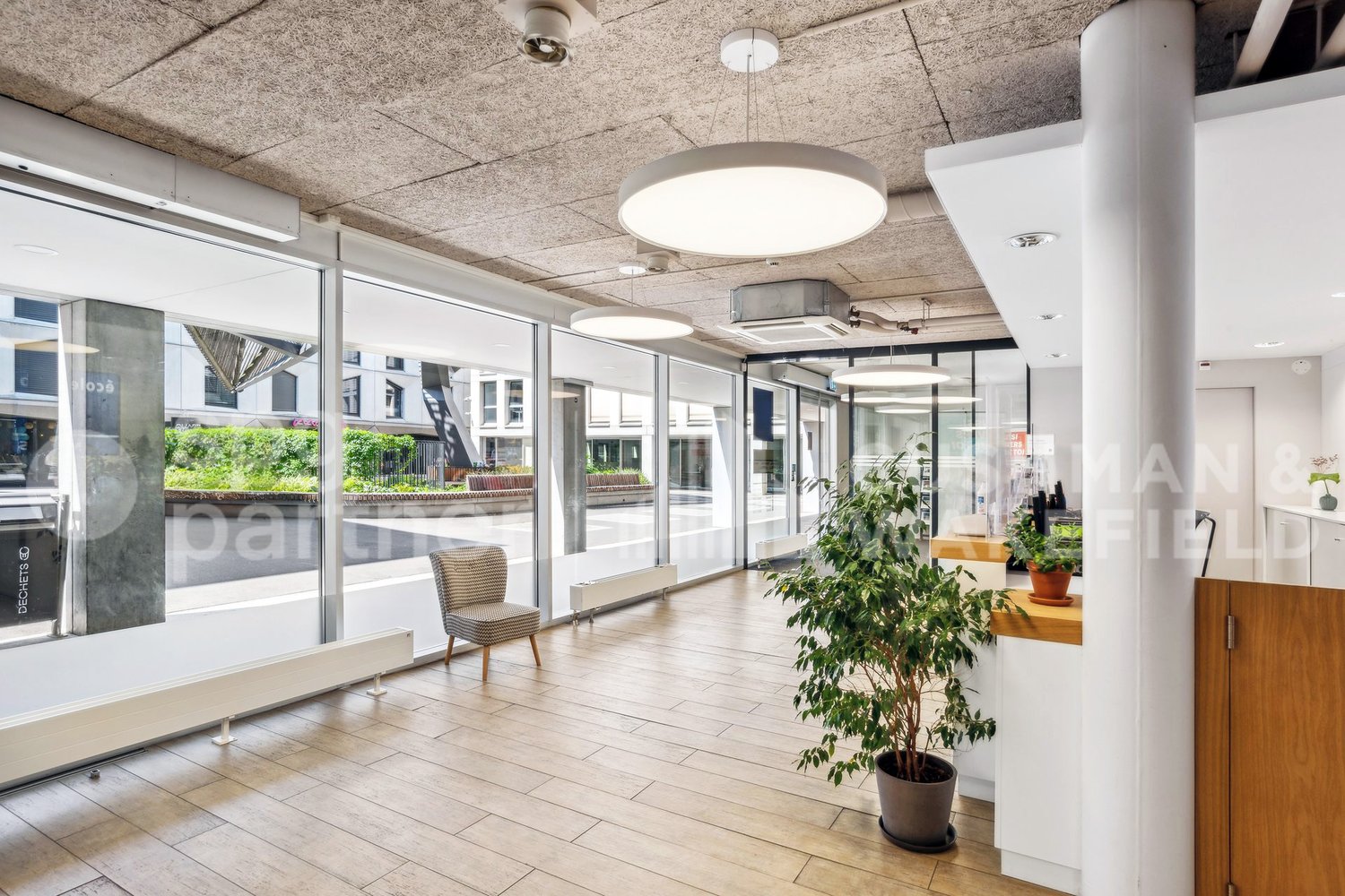 773m² commerciale