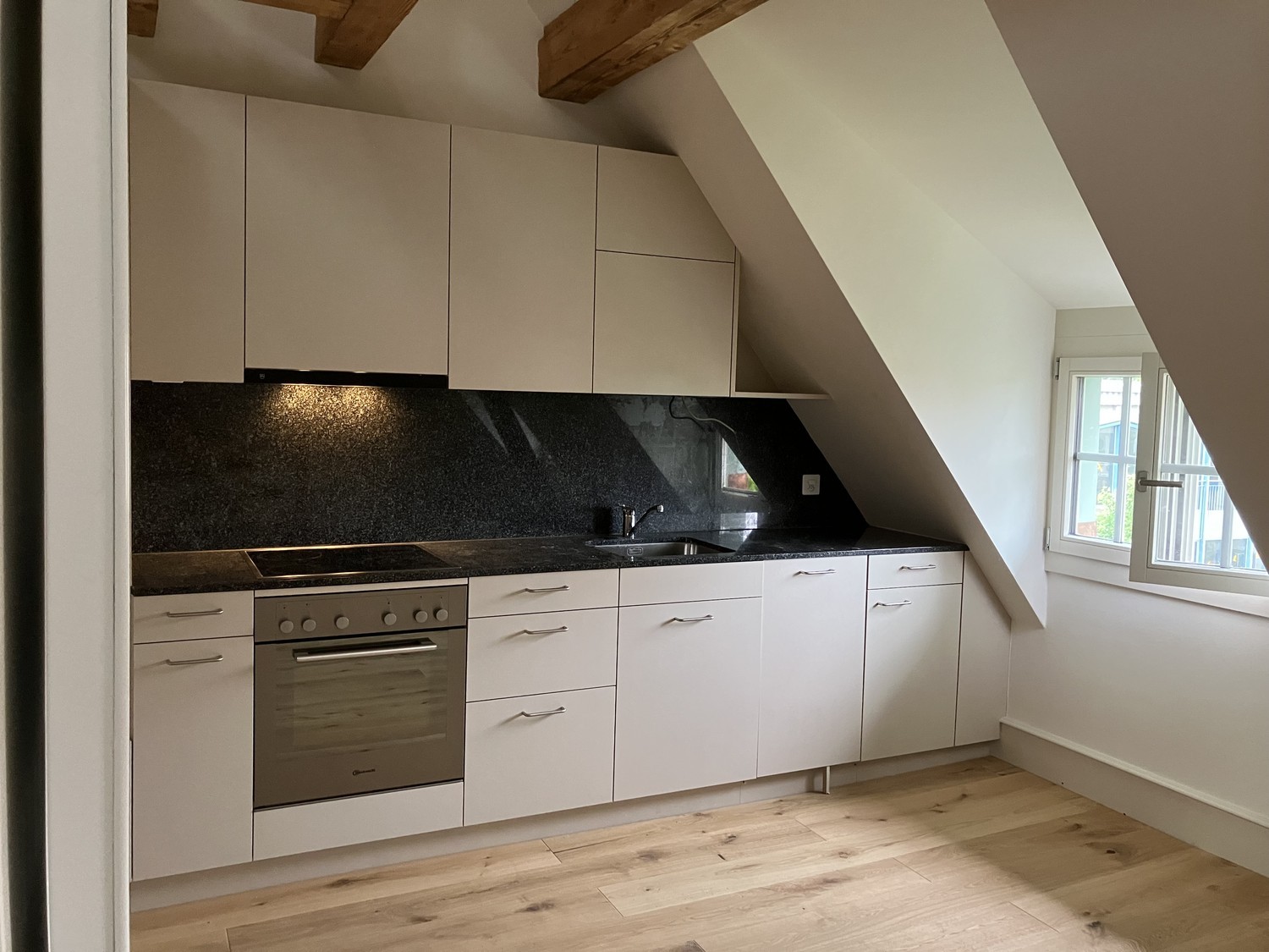 Appartamento di 3 ½ locali, foto 3 di 10
