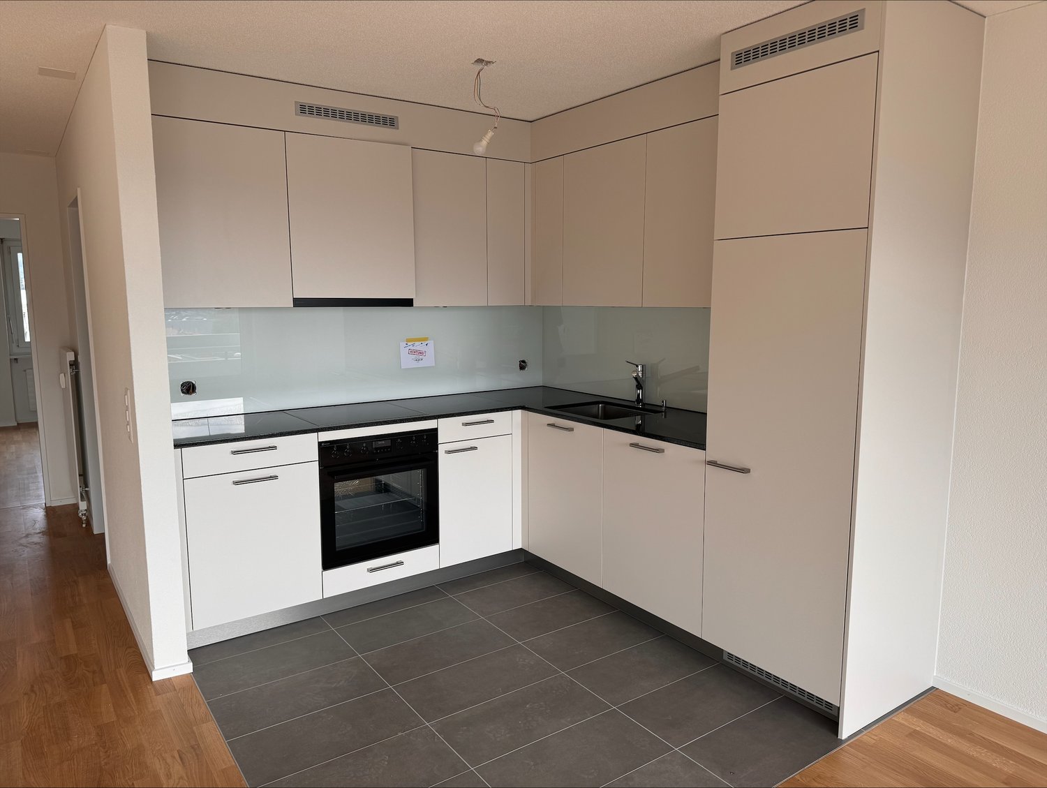 Appartamento di 3 ½ locali, foto 1 di 10