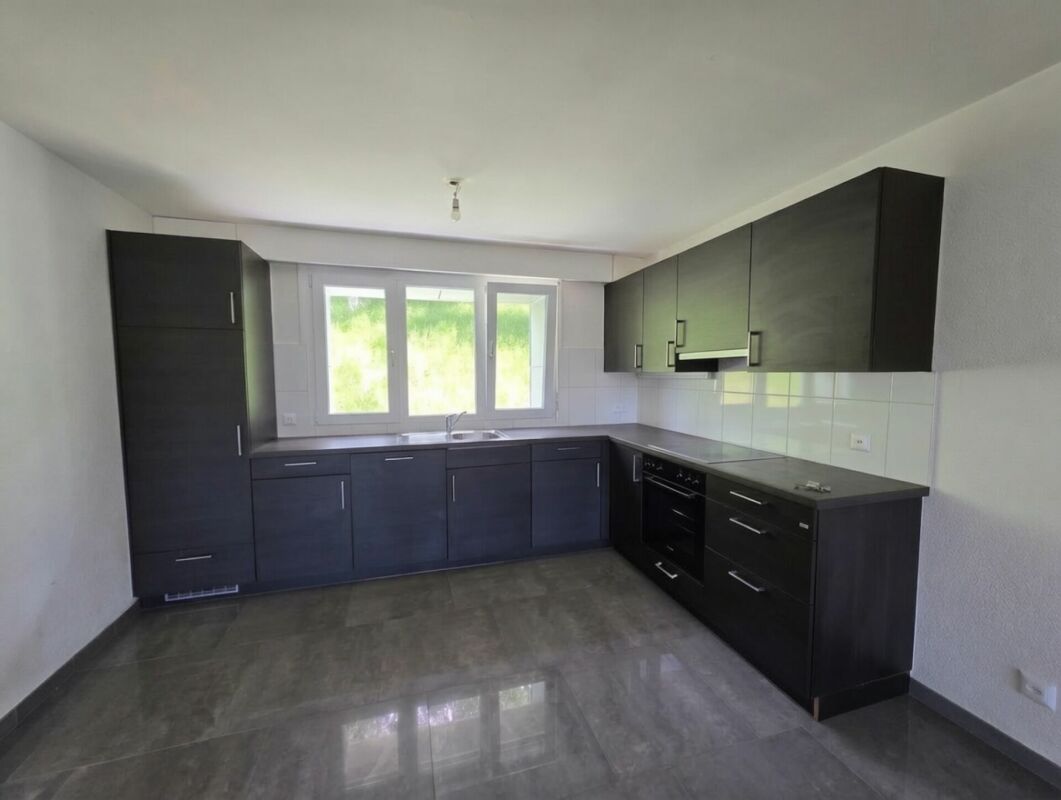 Appartamento di 4 ½ locali, foto 2 di 5