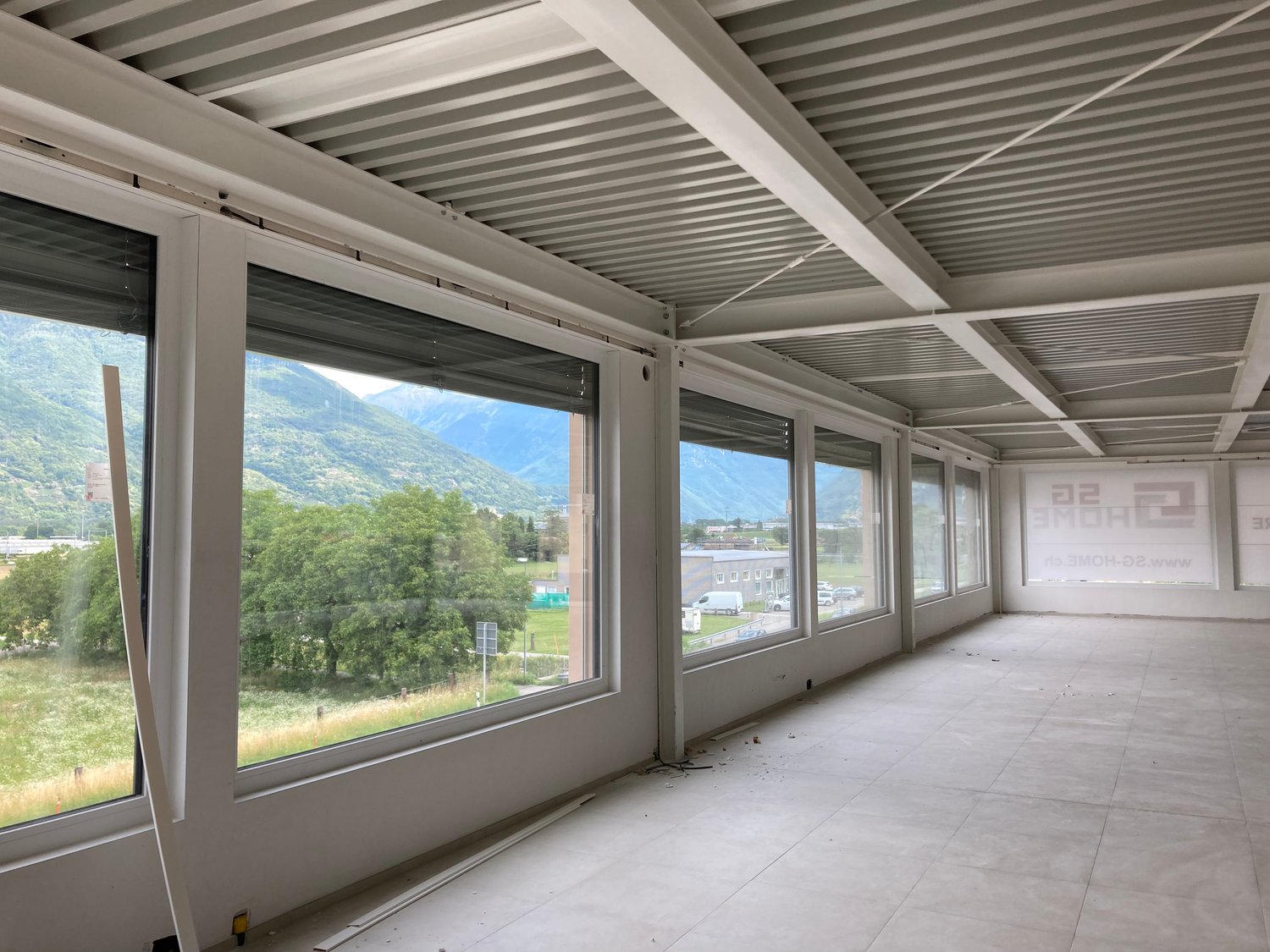 242m² ufficio, foto 3 di 10