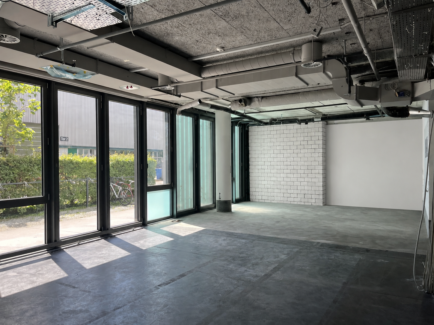 Negozio di 151m², foto 6 di 8