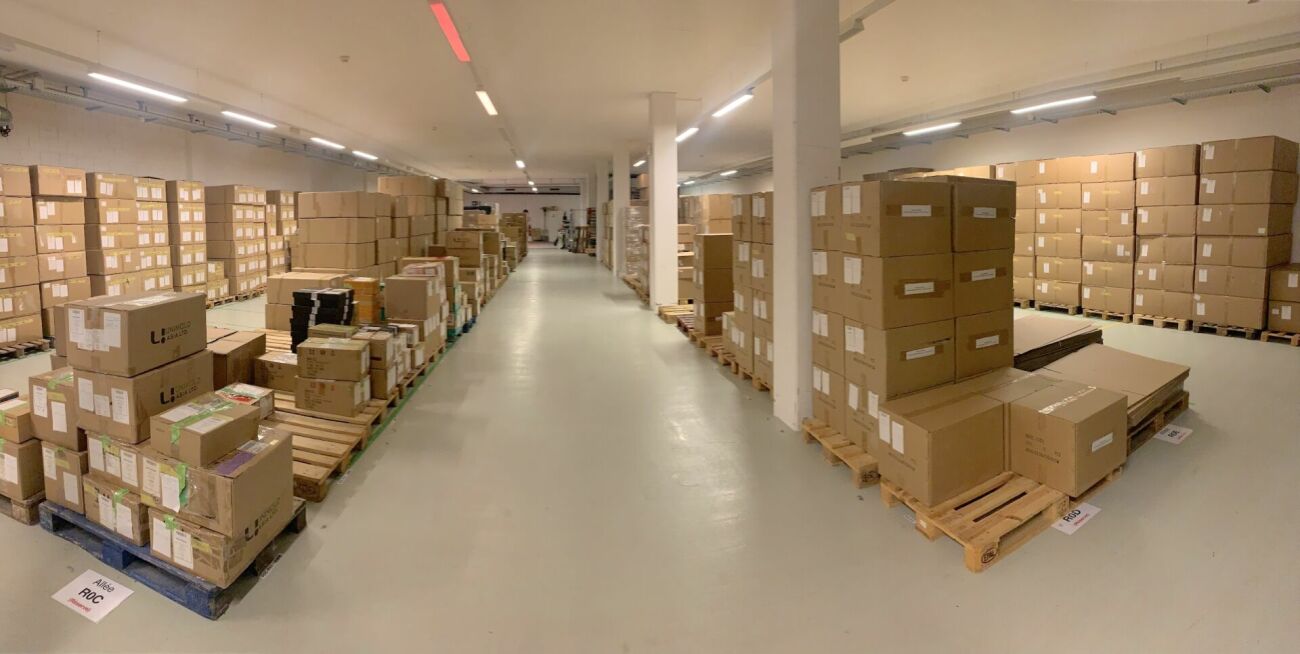 2700m² ufficio