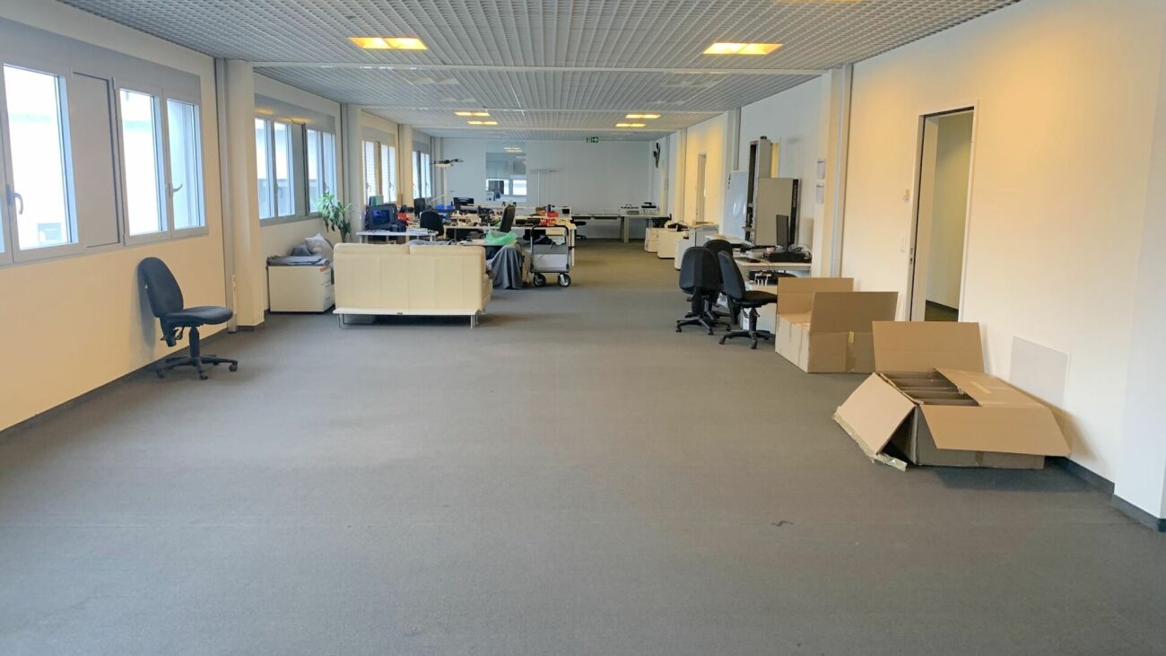 2700m² ufficio