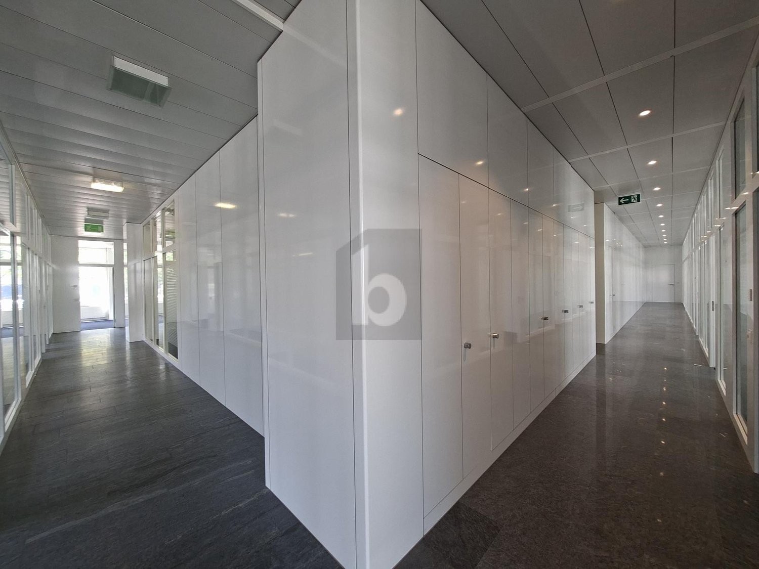 477m² ufficio