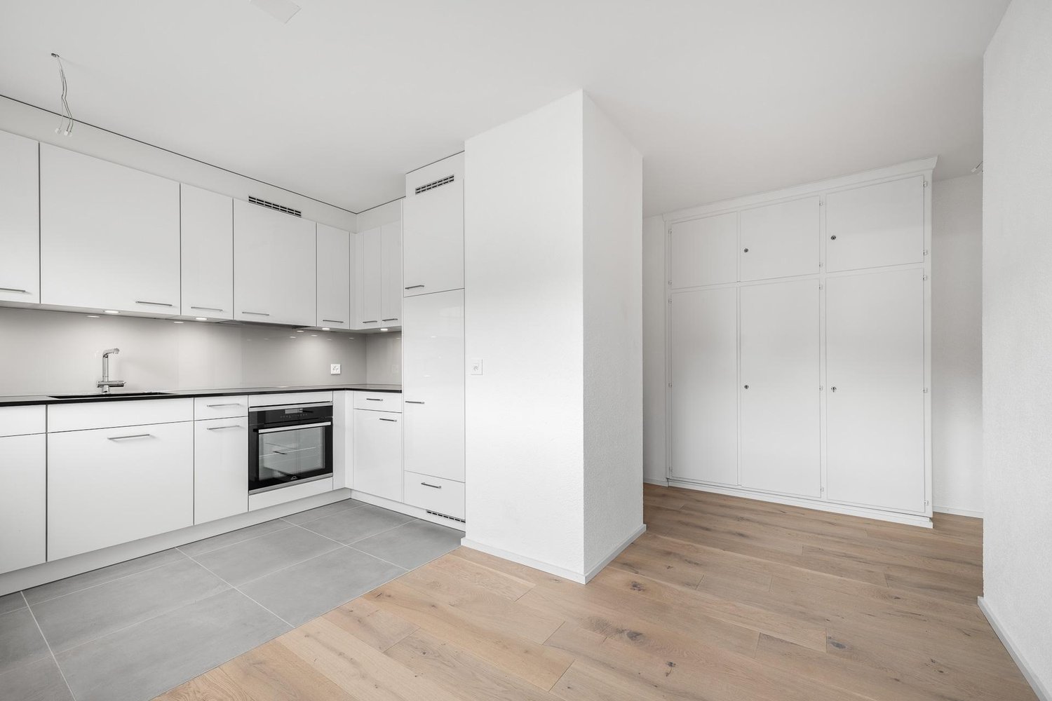 Appartamento di 3 ½ locali, foto 2 di 8
