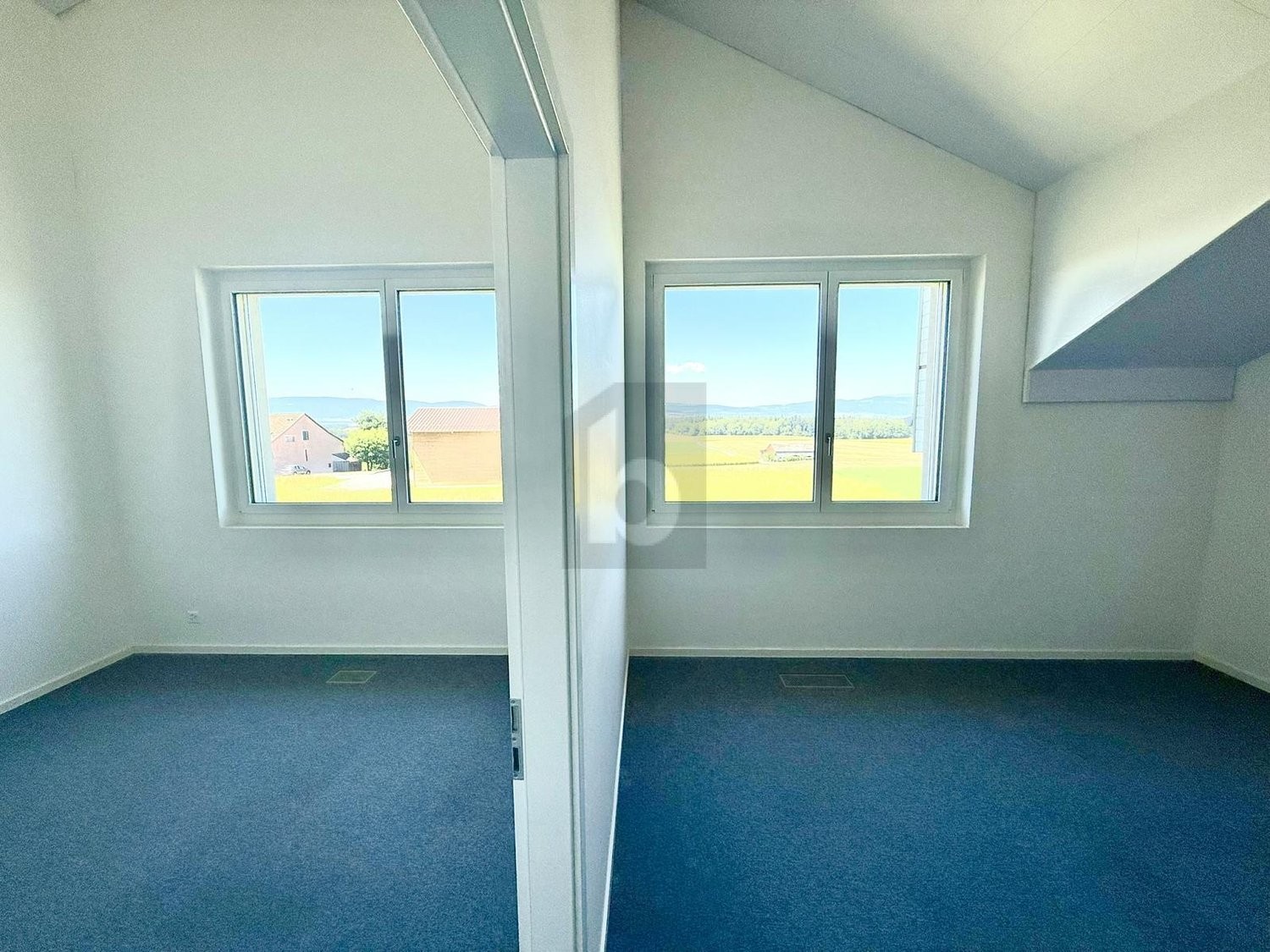 78m² office