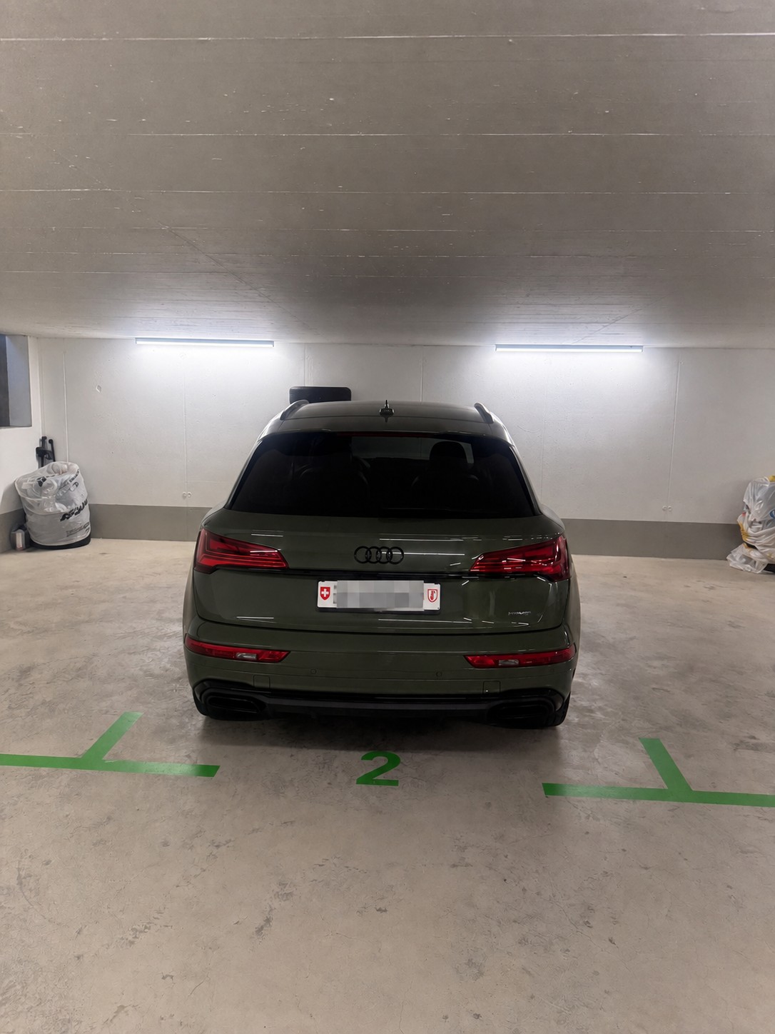 Posto disponibile, foto 1 di 2