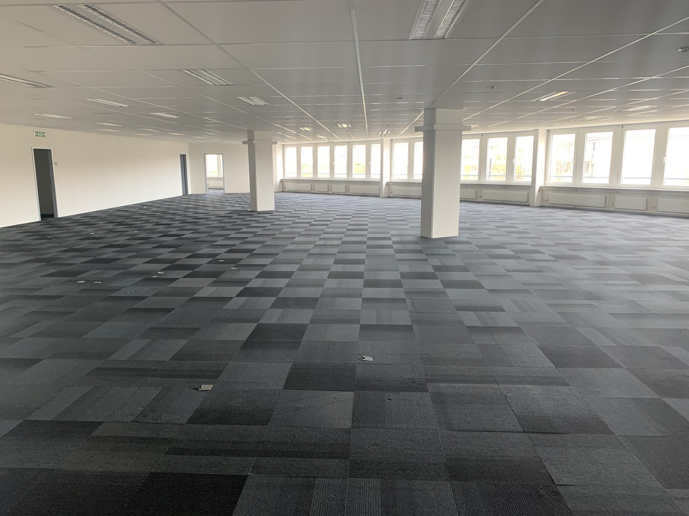 ufficio 380-1021m²