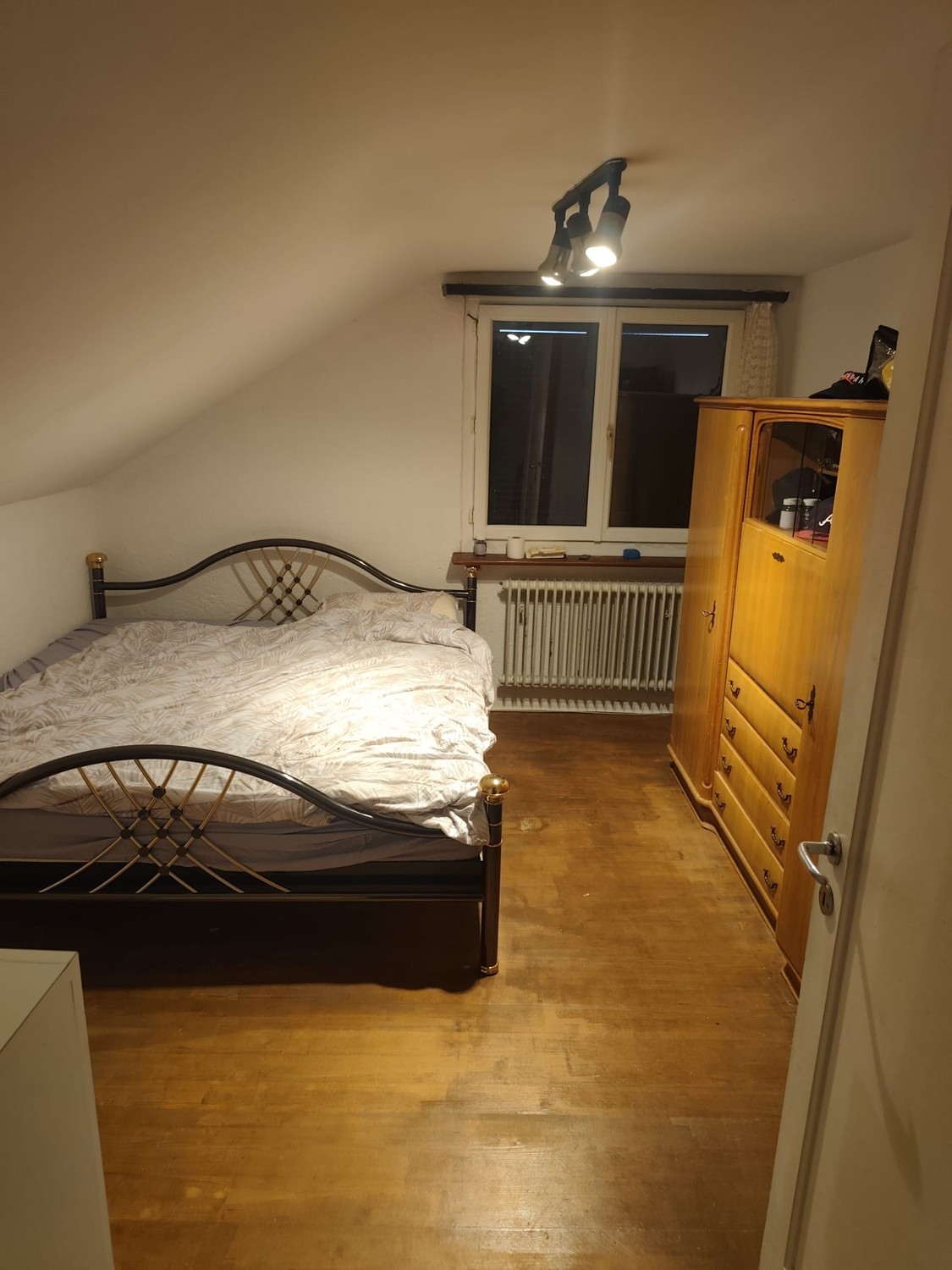 Stanza in un appartamento condiviso