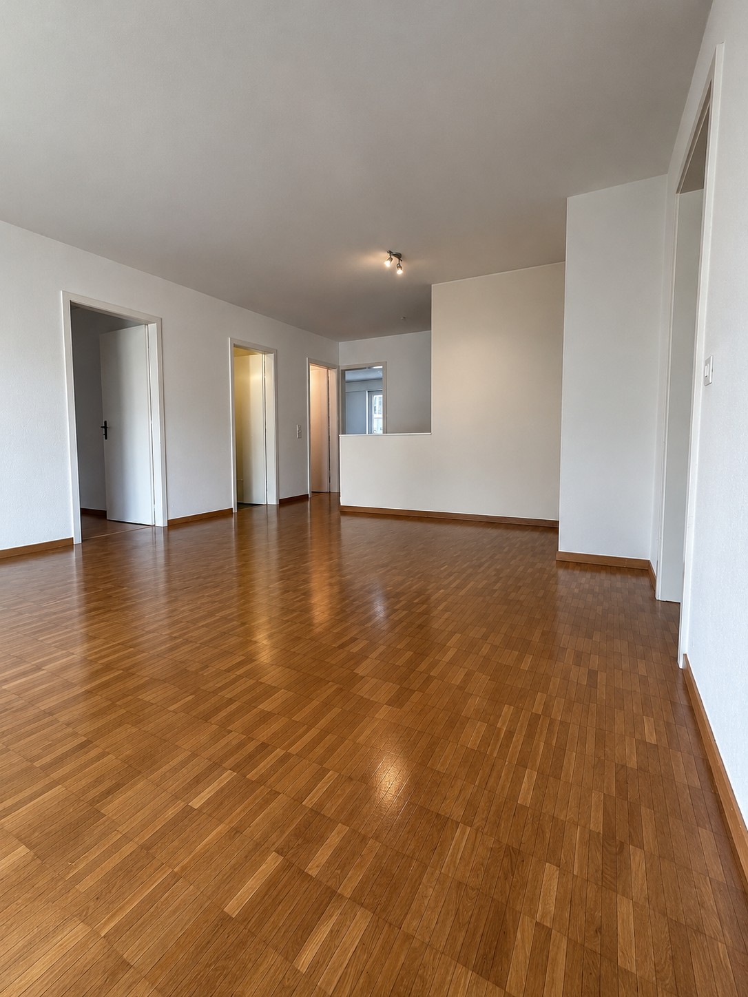 Appartamento di 4 locali, foto 3 di 10