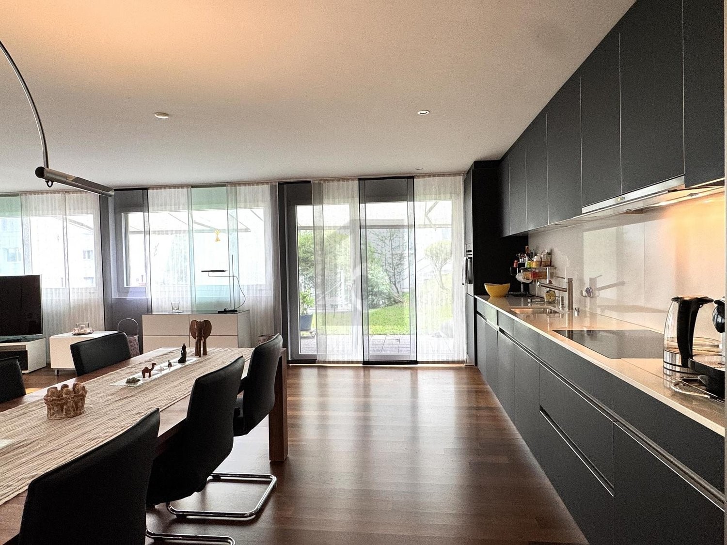 Appartamento di 3 ½ locali arredato, foto 2 di 4