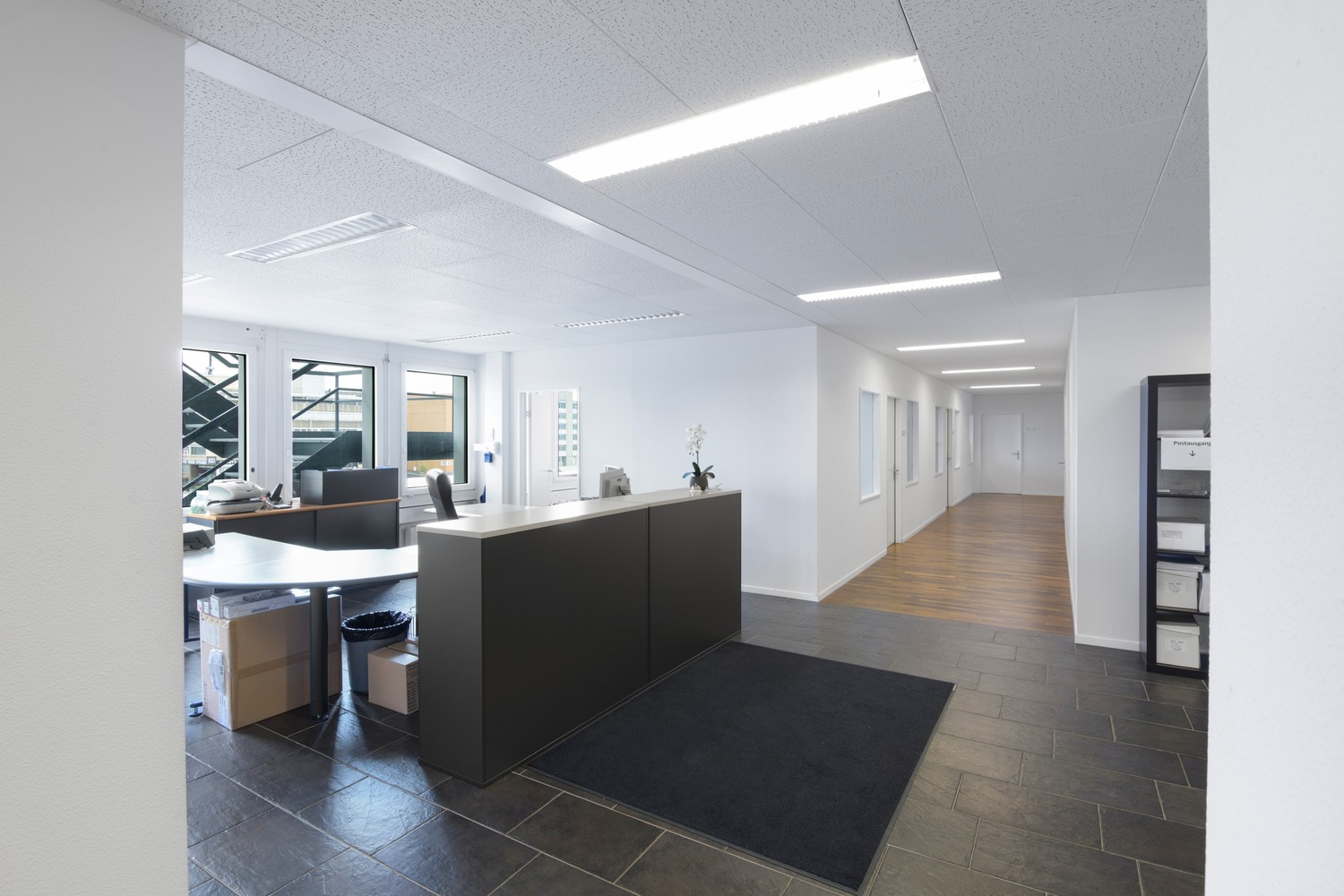 698m² ufficio
