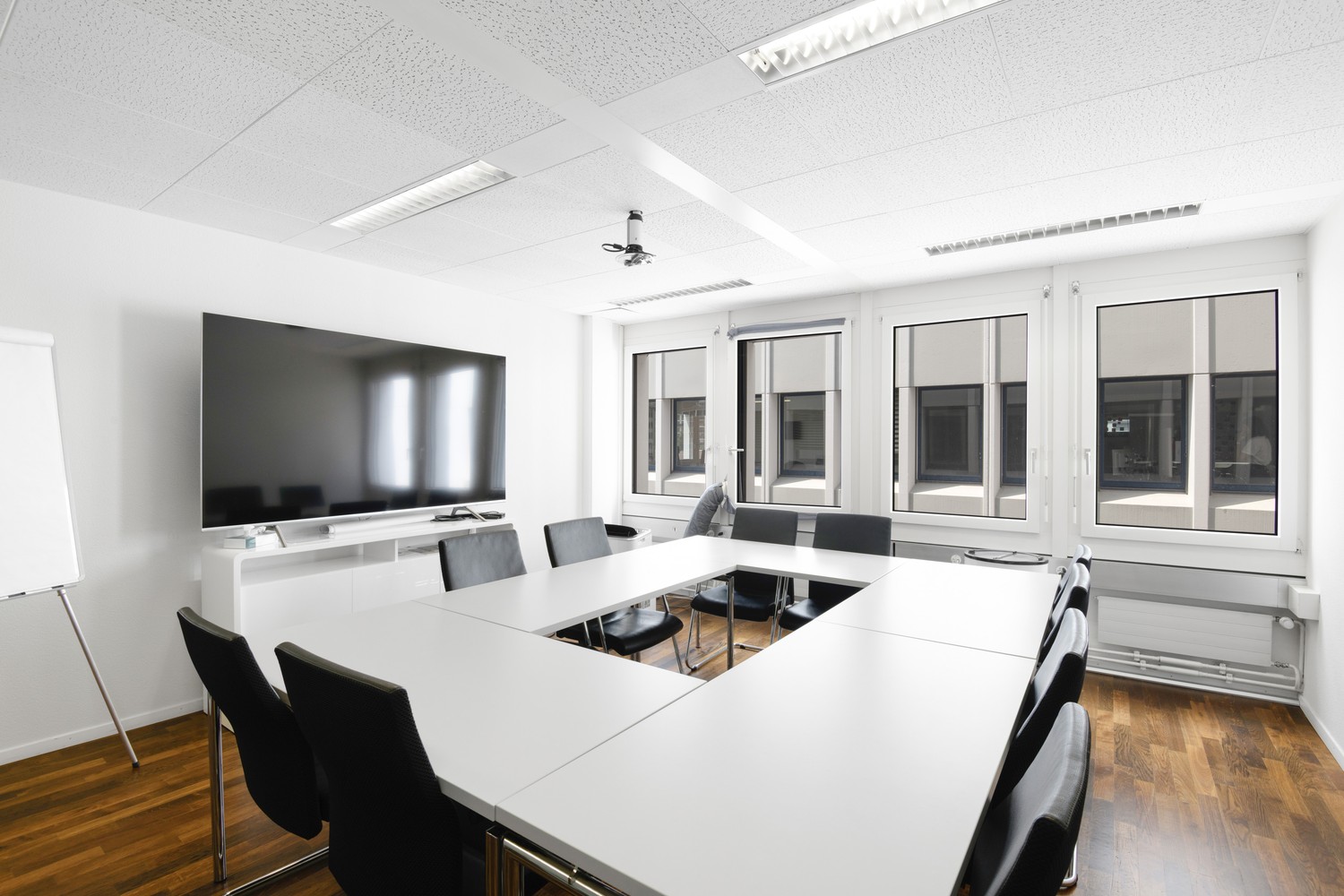 698m² ufficio