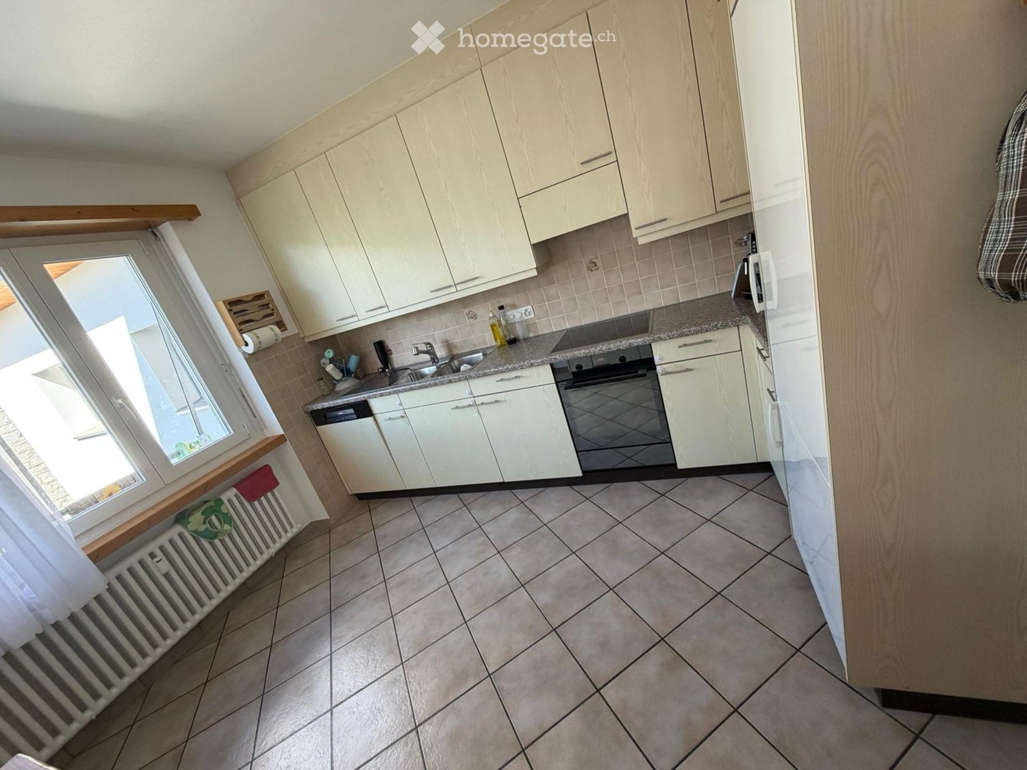 5 rooms apartment
