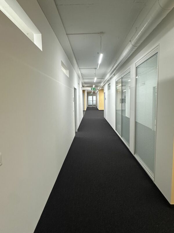 670m² commerciale