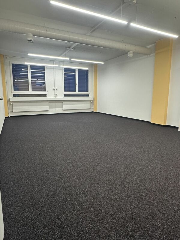 670m² commerciale