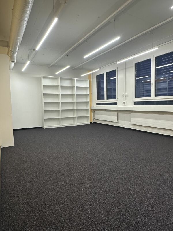 670m² commerciale