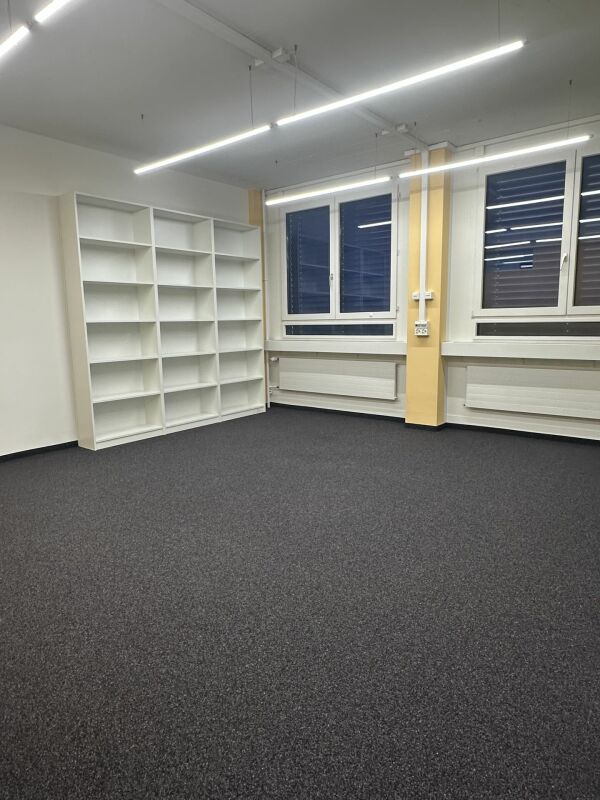 670m² commerciale