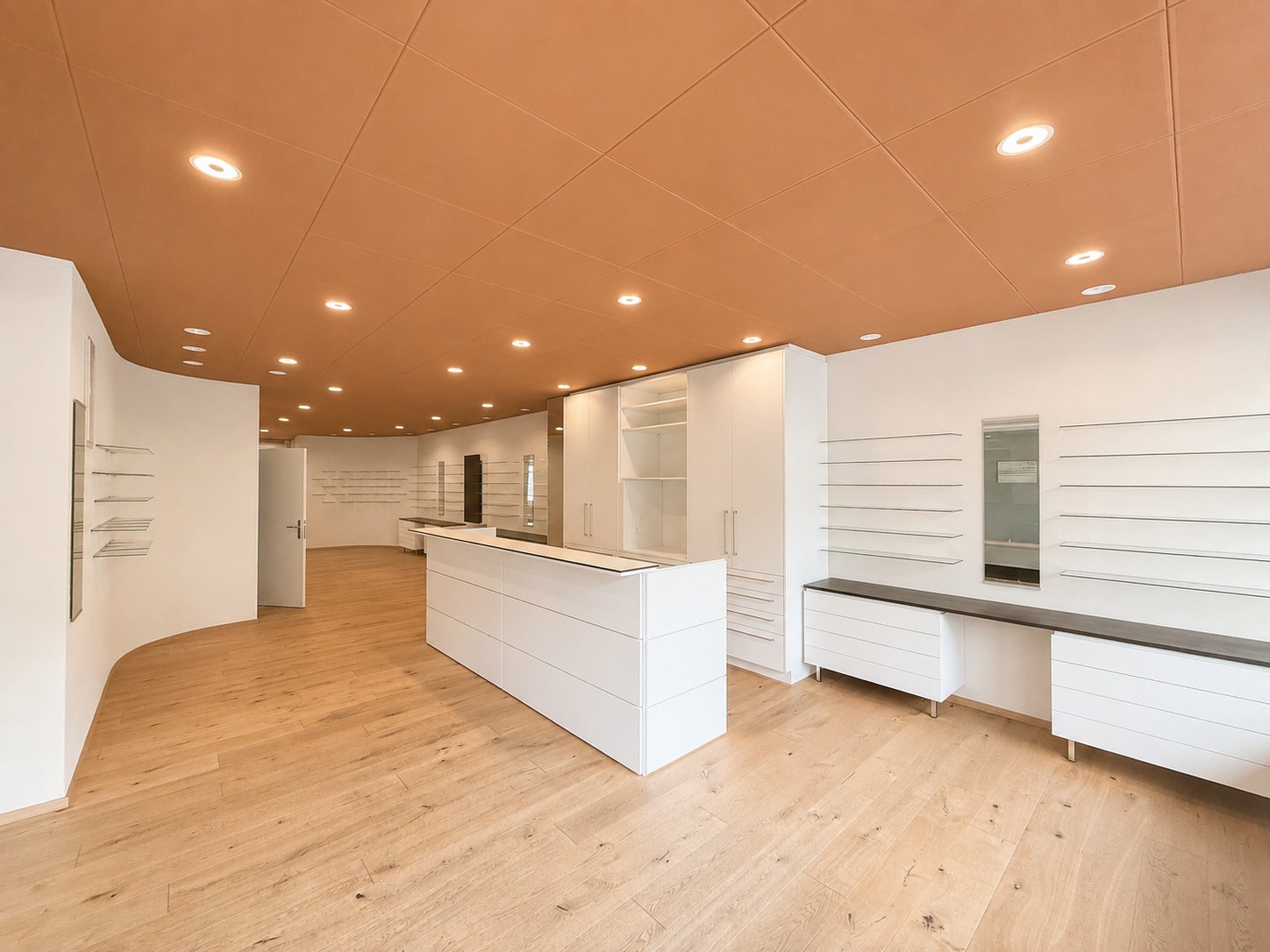 negozio di 160m²