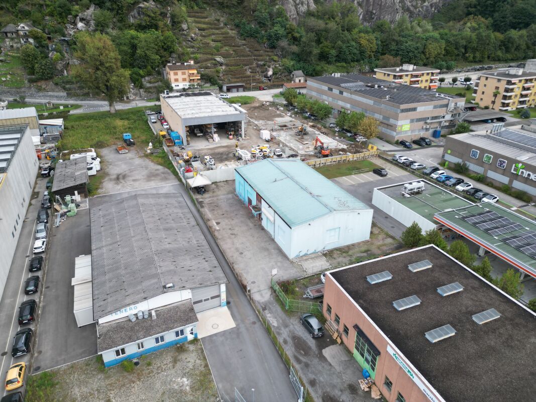 1316m² local de stockage