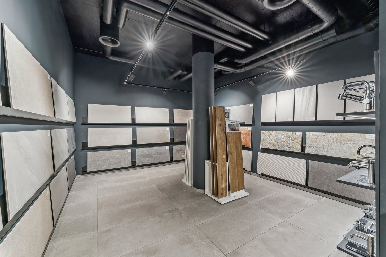 190m² office