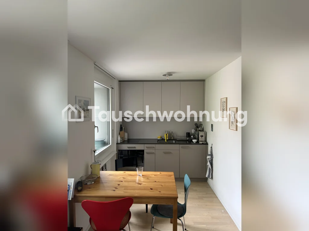 1 room apartment, foto 1 di 2