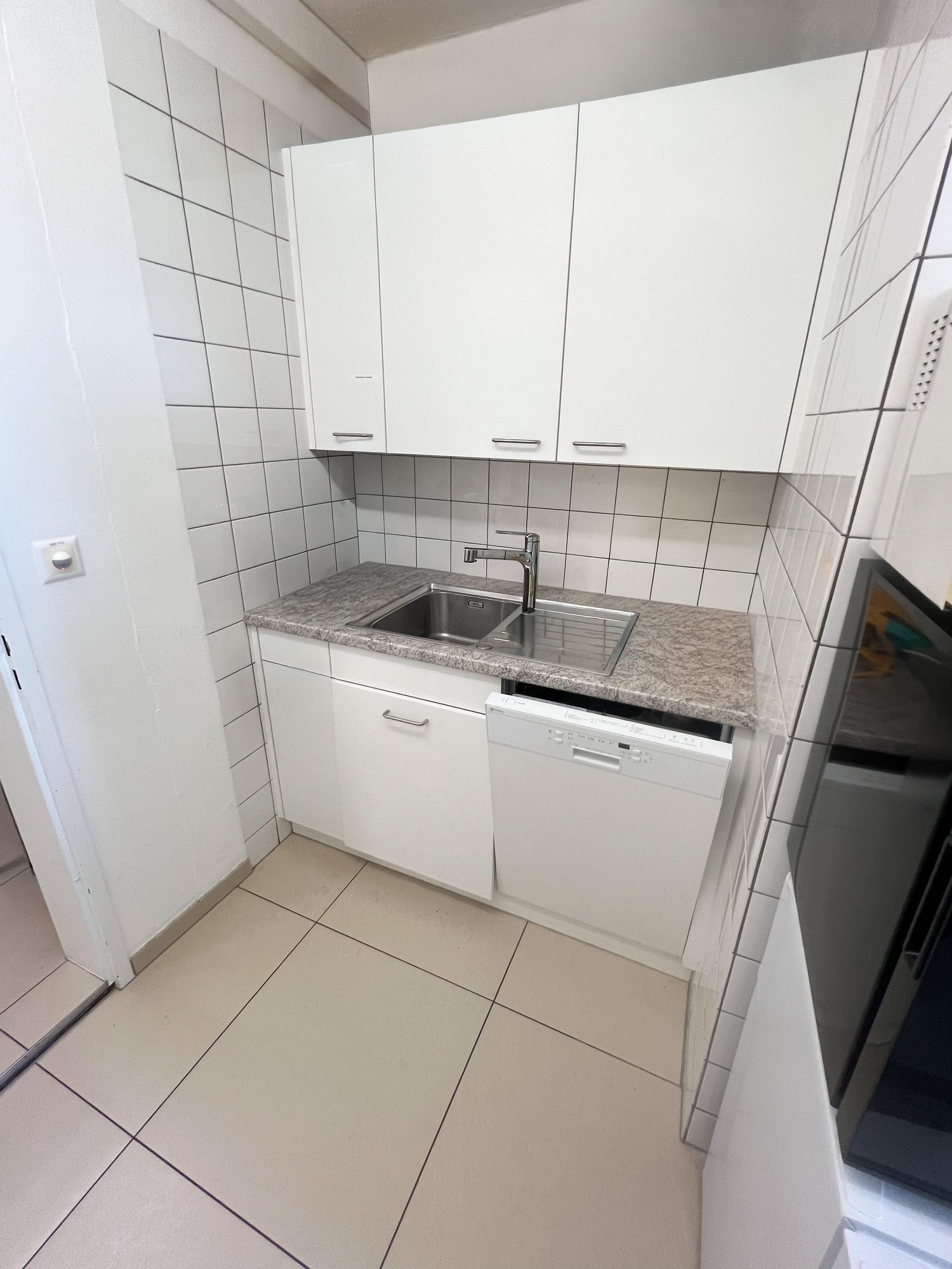 258m² commerciale, foto 3 di 10
