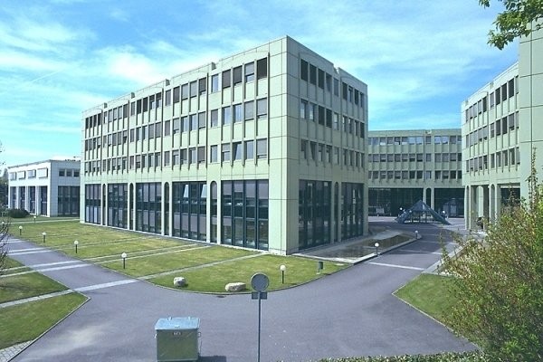 Innenparkplatz zu vermieten