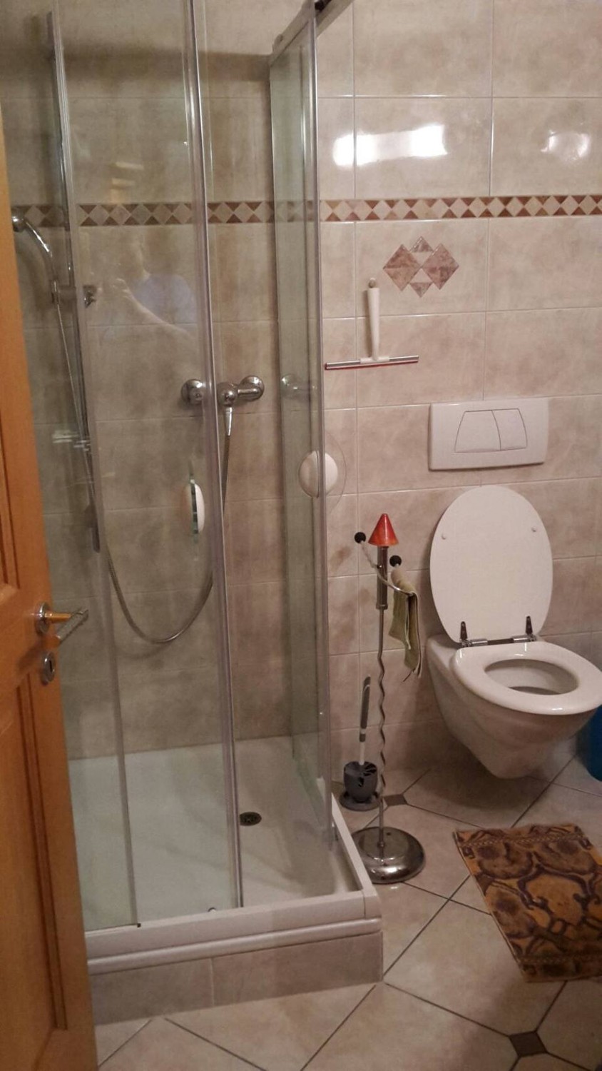 Camera in un appartamento condiviso, foto 10 di 10