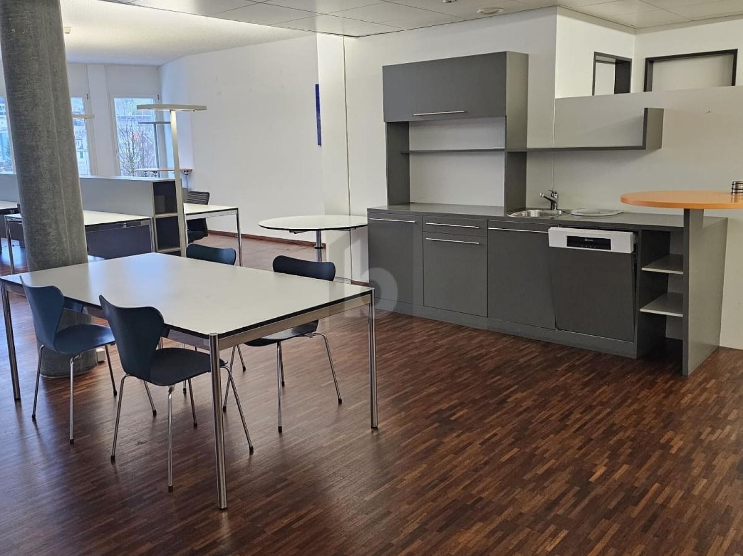 300m² ufficio