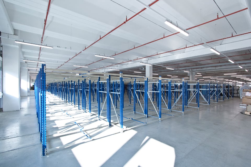 19000m² industrial object