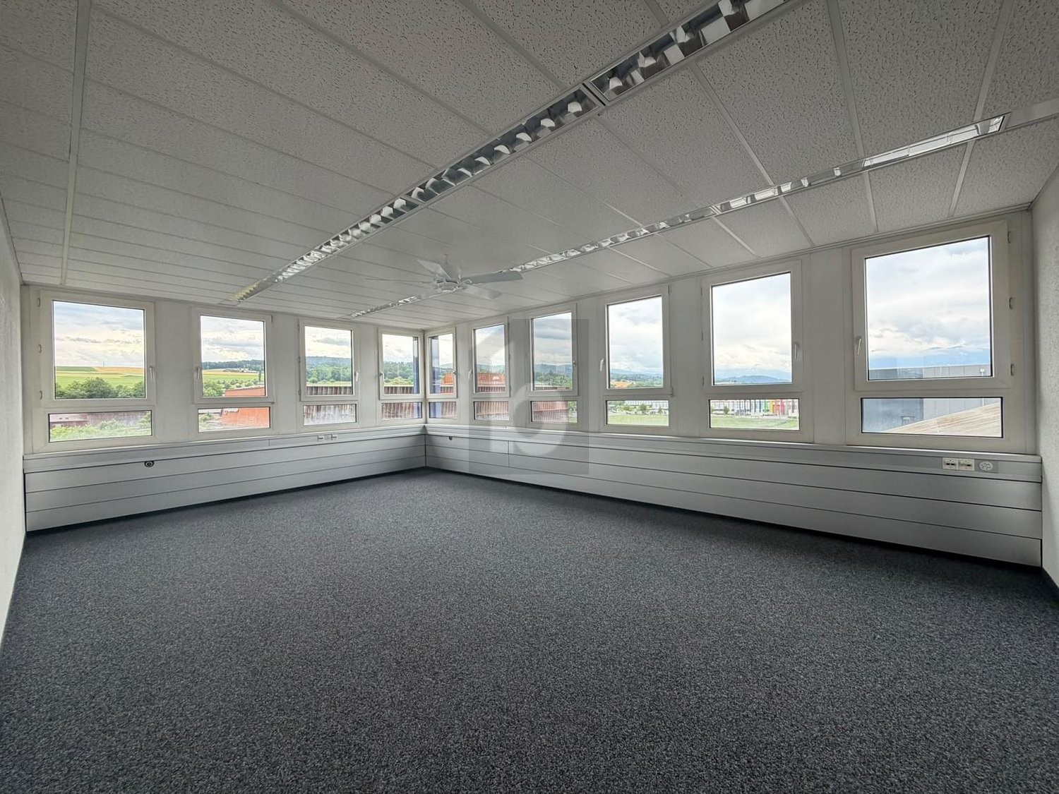 Ufficio di 180m²