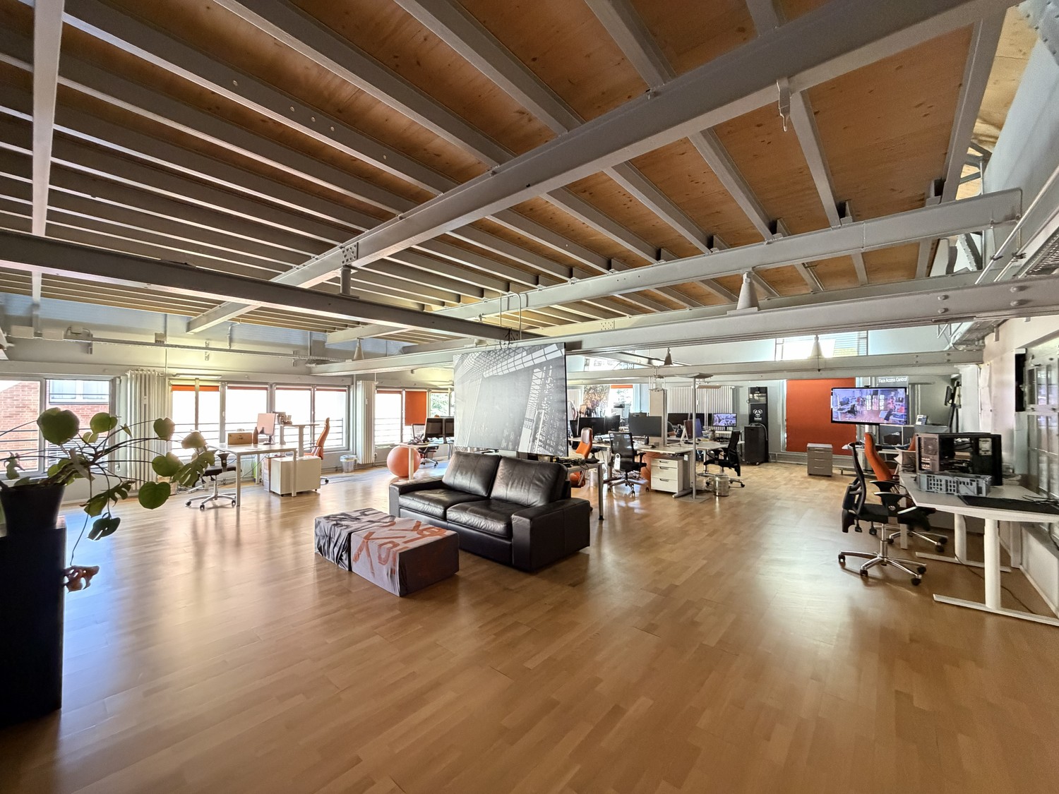 673m² ufficio