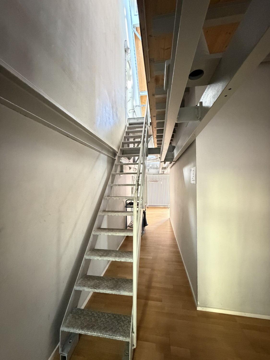 673m² ufficio