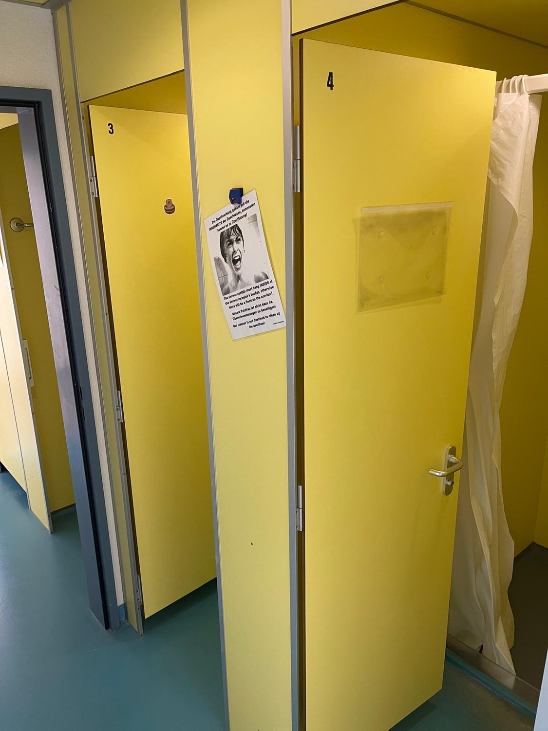 Stanza in un appartamento condiviso, foto 3 di 5