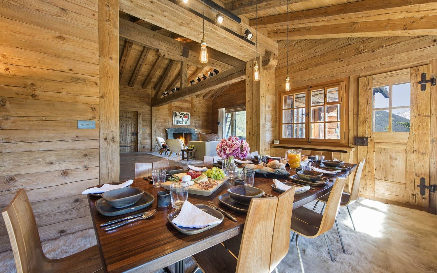chalet con 4 camere, foto 2 di 10